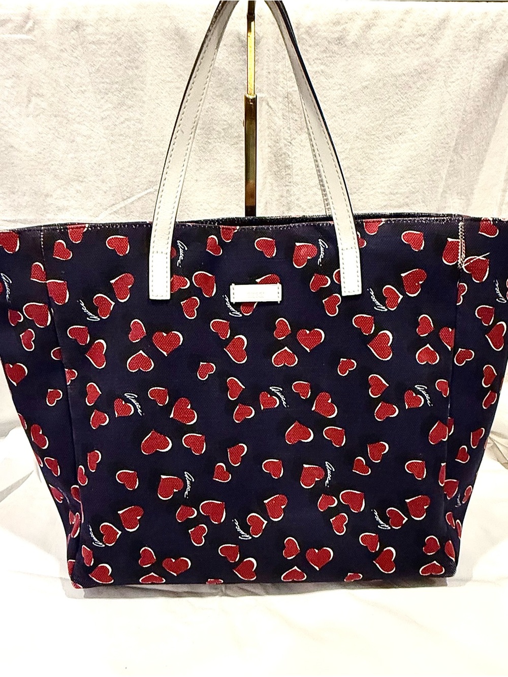 Authentic Gorgeous Gucci Heartbeat Canvas Tote Bag